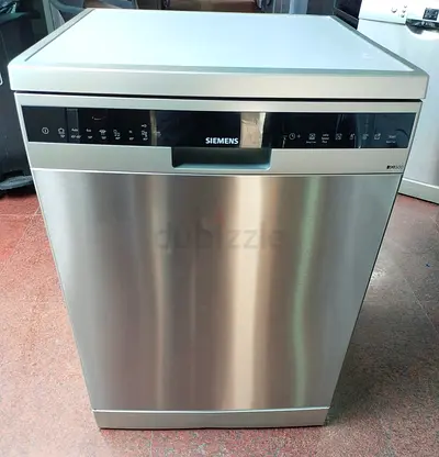 Siemens brand iq500 model freestanding stainless steel dishwasher - good working condition