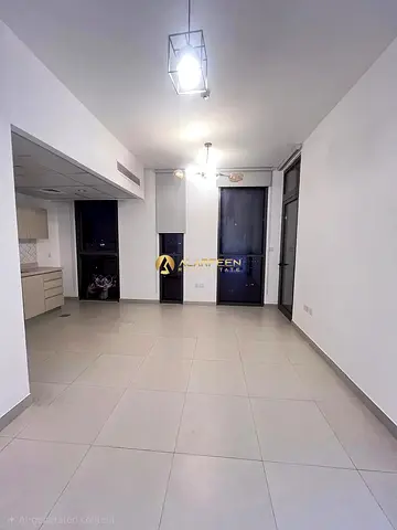 Elegant 1 BR | Great Deal | Prime Location