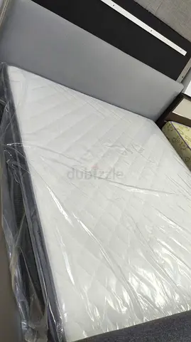 King Size Bed 180×200cm With Mattress