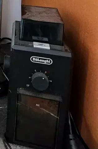 De'Longhi Coffee Grinder - Used