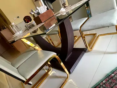 Dinning table with 6 chairs