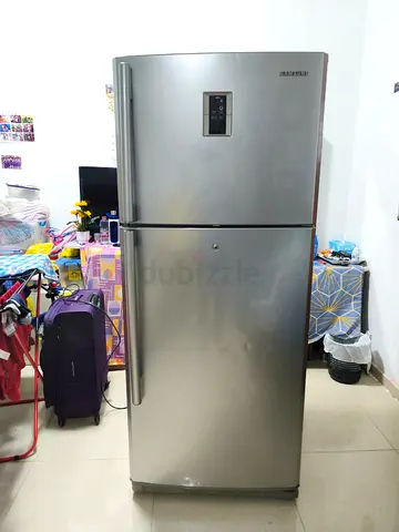 Samsung Top Mount Refrigerator in Silver