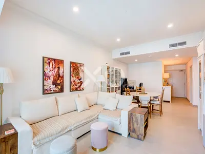 Vacant | Mid Floor | Fully Upgraded