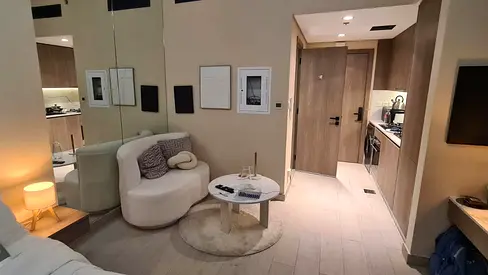 Bright Studio| Luxury Furnished | Ready to Move