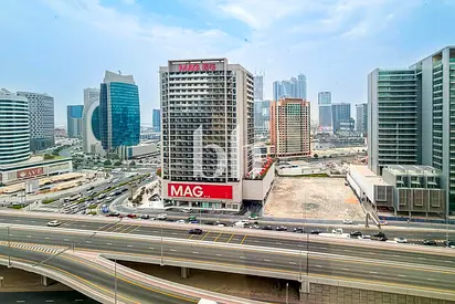 Spacious | Corner Unit | Community and Canal View