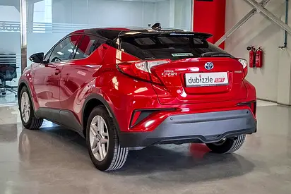 صورة 8 لـ 2023 Toyota C-HR