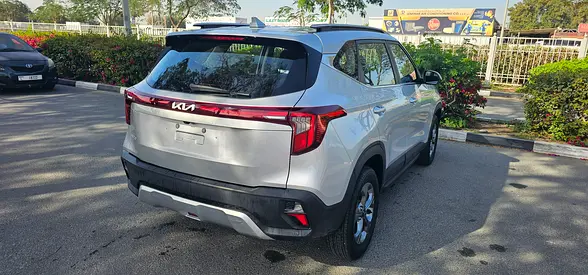 2024 KIA SELTOS 照片 10