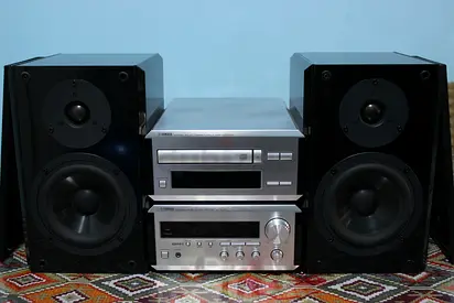 Yamaha audio system(Yamaha RX-E200 Yamaha CDX-E200)