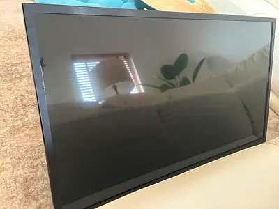 LG 47-inch LED TV - Good Condition, Untested Remote