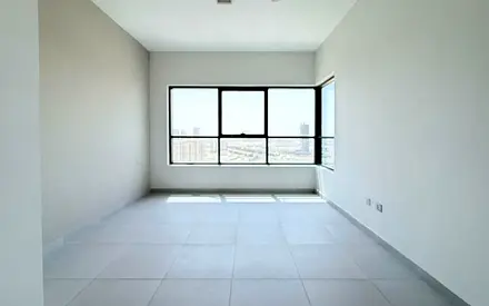 SPACIOUS 3BR | UNFURNISHED | KITCHEN APPLIANCES