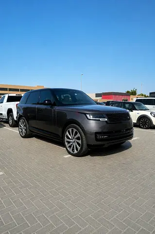 Brand New 2025 Land Rover Range Rover HSE | GCC Specs