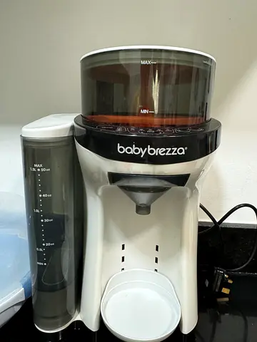 Baby Brezza Formula Pro & Avent Bottle Sterilizer