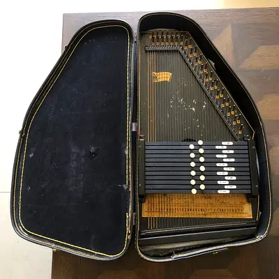 Vintage 1970s Autoharp by Oscar Schmidt –36 Strings 12 Chord Zither with Case – Collectible Musical
