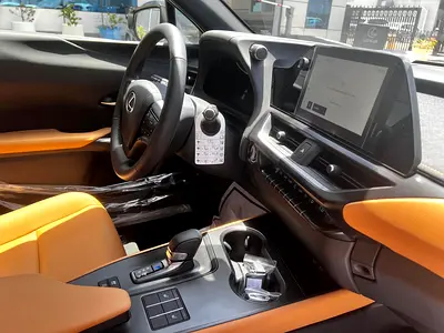 2025 Lexus UX-SERIES 照片 11