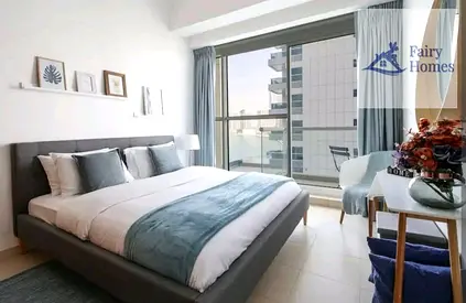 Canal View 1BR | Furnished | Balcony Access