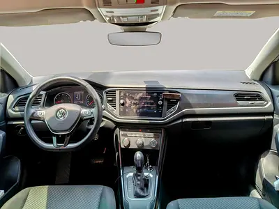 صورة 9 لـ 2021 Volkswagen T-ROC