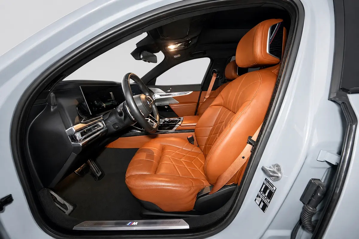BMW 7-Series 2023