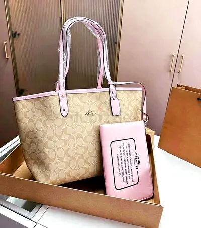 COACH BAG WITH ORIGINAL BOX