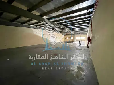 Warehouse for rent, 4,800 sq ft with 1,800 sq ft weighing area and 3,000 sq ft ground floor, 10KW electricity, main road location, suitable for storag