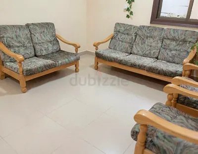 7 Seats Set for AED 400
