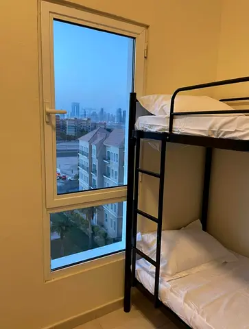 Bedspace in discovery garden near metro station