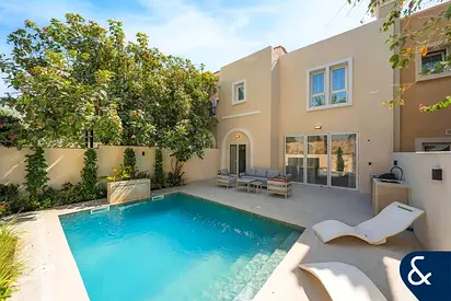 Newly Renovated | 4 Bed | Turn Key Villa