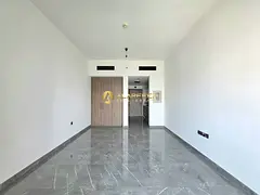 Bright & Airy Studio | With Pool View | Great Deal