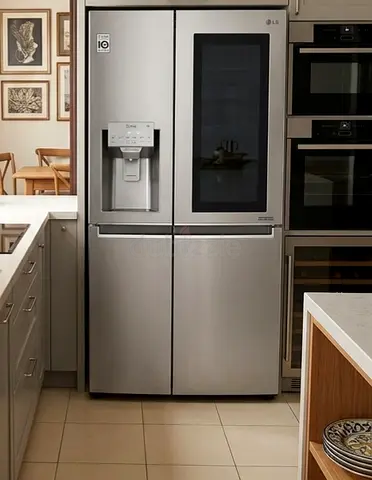 LG Insta View Fridge Freezer
