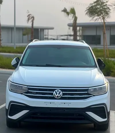Volkswagen Tiguan 2024. 1.4L