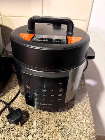 NutriBullet NutriCook Electric Multi-Cooker / Soup Maker - Good Condition