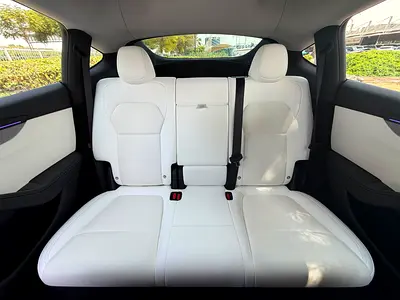 صورة مصغرة 12 لـ 2025 Tesla MODEL Y