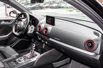 2017 AUDI S3 缩略图 8
