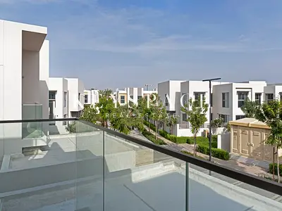 Grand Corner Retreat | Exclusive Community Living | Resale