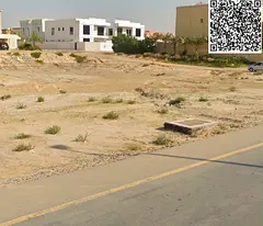 Free ownership / on a main street / vital area / strategic location