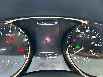 2015 Nissan ROGUE — фото 2
