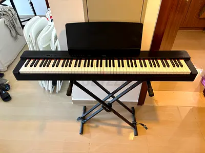 Yamaha Digital Piano P-225B 88 key With Stand