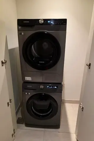 Samsung 9 kg washer and 9 kg dryer separate set with wifi system slightly used
