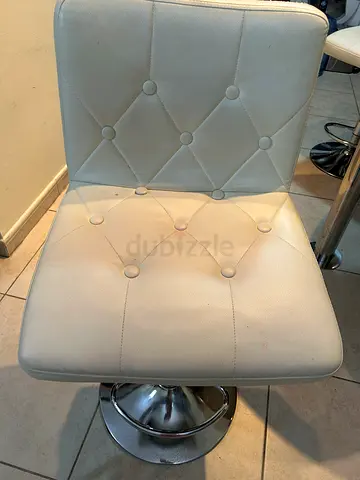Moving our sale- HIGH CHAIRS FOR SALE!