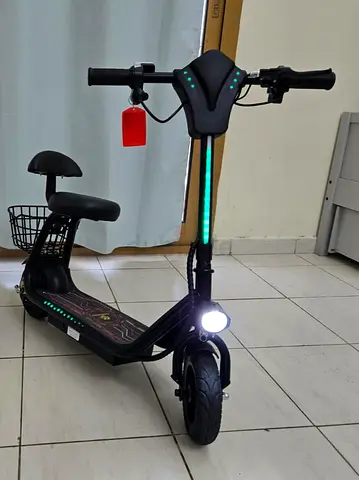 Electric scooty
