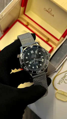 Omega Seamaster Diver 300M Automatic - Stainless Steel Mesh Bracelet