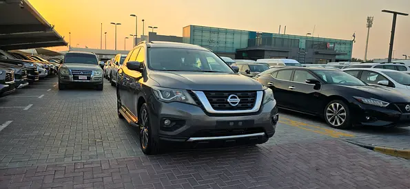 Nissan Pathfinder SV 2018 | GCC Specs | Well Maintained
