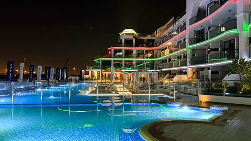 Brand New | Pool View | 6 Cheques