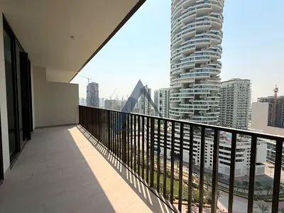 Spacious | Brand new | High floor
