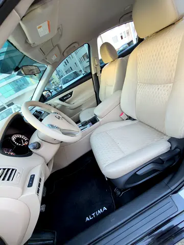 2018 Nissan ALTIMA — миниатюра 17