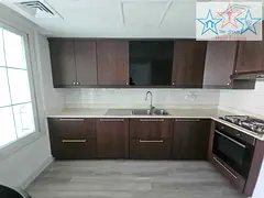 EXTENDED HALL FULL GREEN GARDEN WITH JACCUZI BBQ AREA EXTRA WARDROBES STORAGE