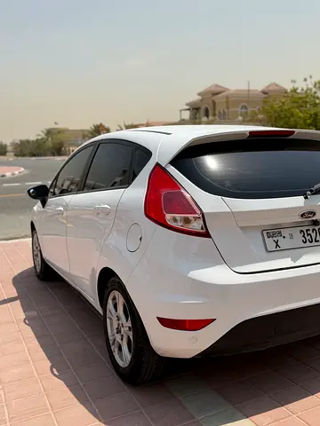 2013 FORD FIESTA 照片 6