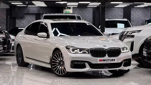 BMW 7-Series 750Li xDrive 2019 - GCC Specs - Luxury & Performance