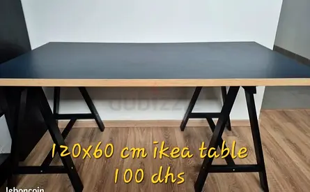 Desk table