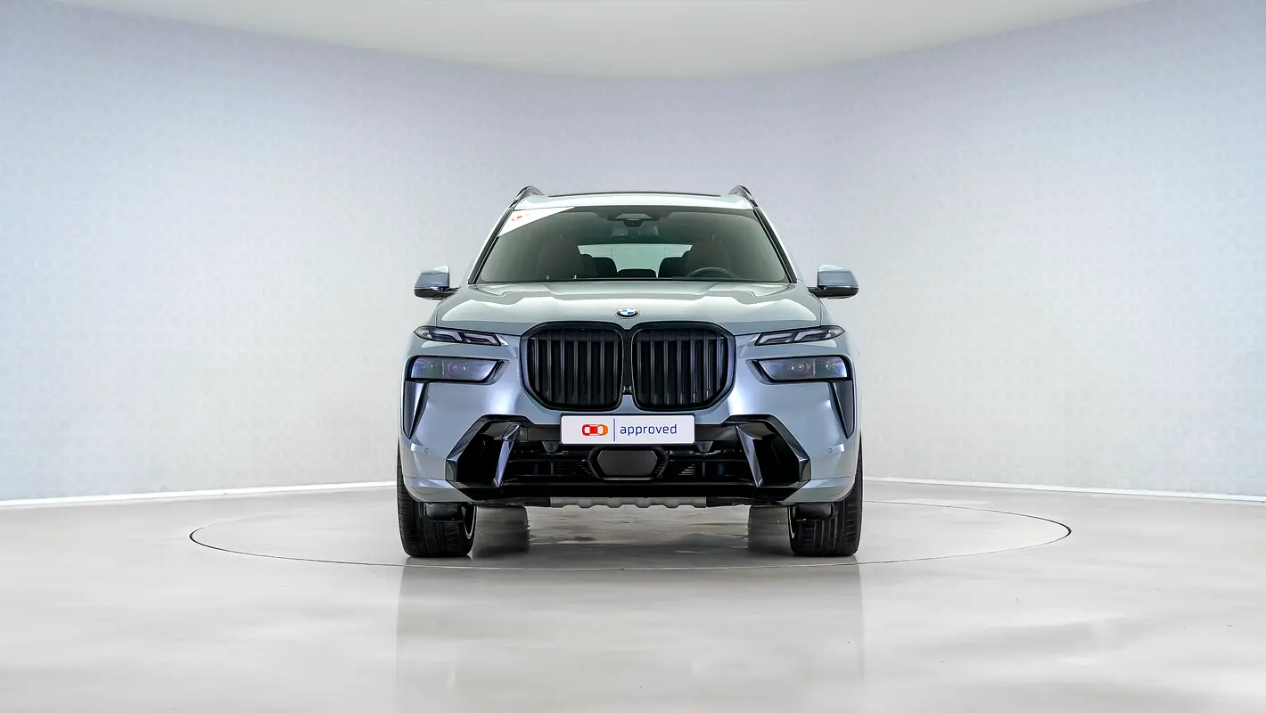 BMW X7 2024