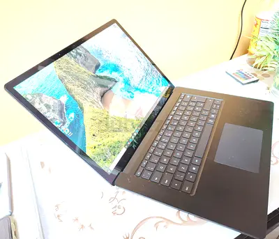 Surface Laptop 5_12th Gen Intel Core i7_15 Inch PixelSense TouchScrn_16GB_ 512GB_Int Iris XE Graphic